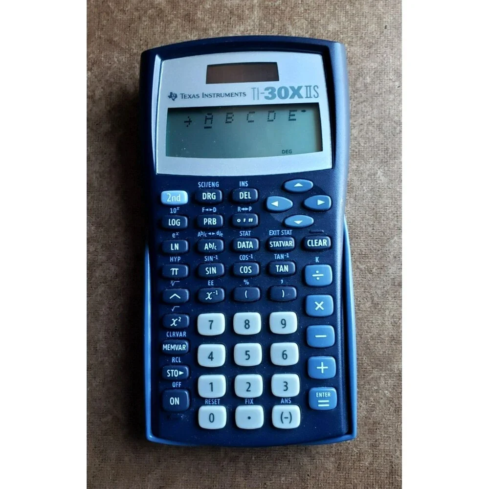 Texas Instruments TI-30X IIS SCIENTIFIC SOLAR CALCULATOR W/ Cover Tested Working